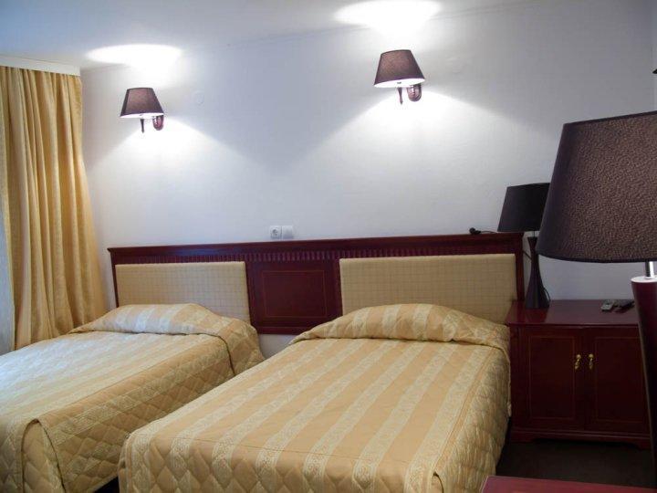 Casa Octavian Hotel Sucevita Ngoại thất bức ảnh